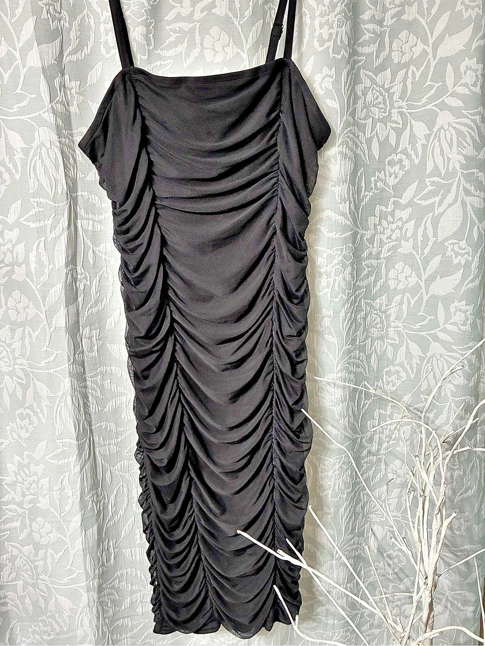 Black Dress Torrid Black Ruched Midi Plus Size Dress Size 2 Little Black Dress